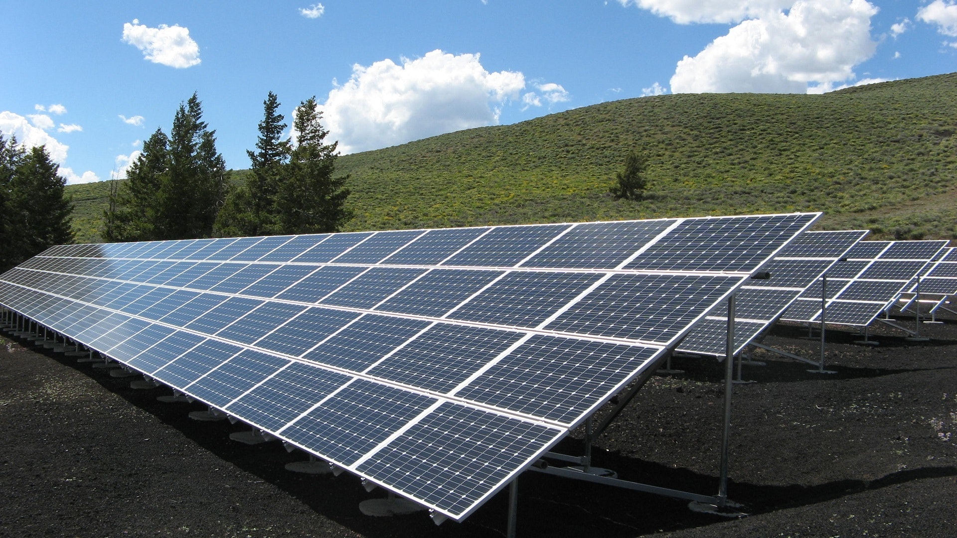 Les différents types de panneaux solaires et leurs caractéristiques